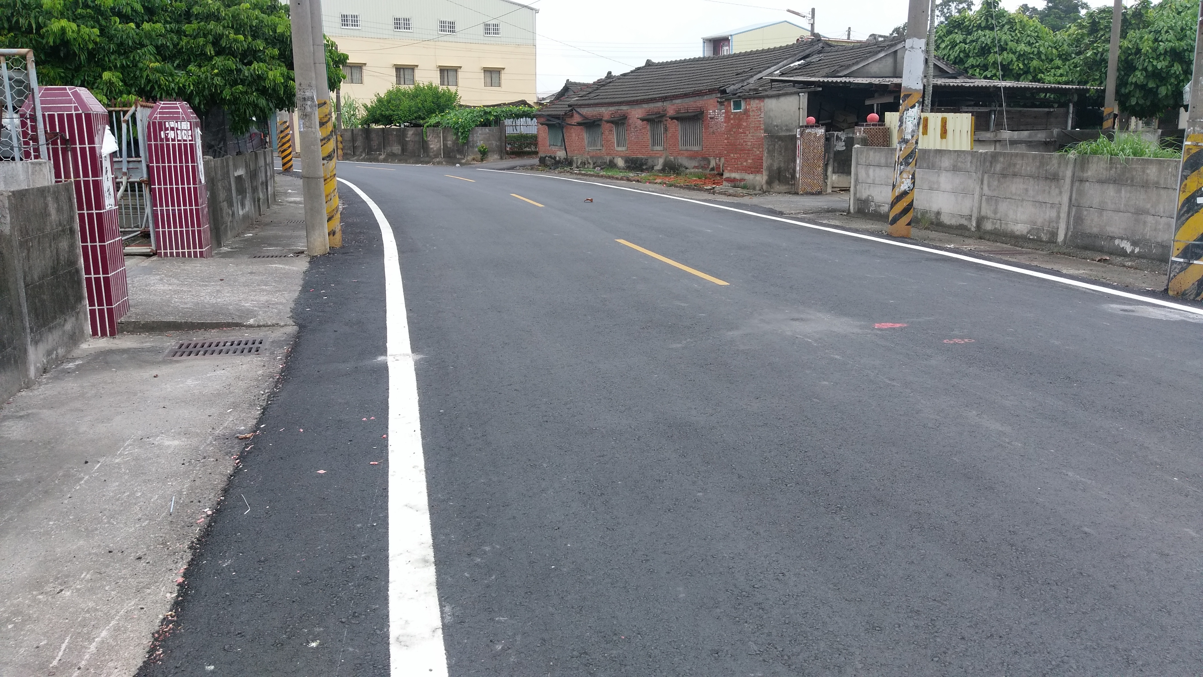 土庫鎮奮起里綺湖部落、廣場等設施及道路改善工程