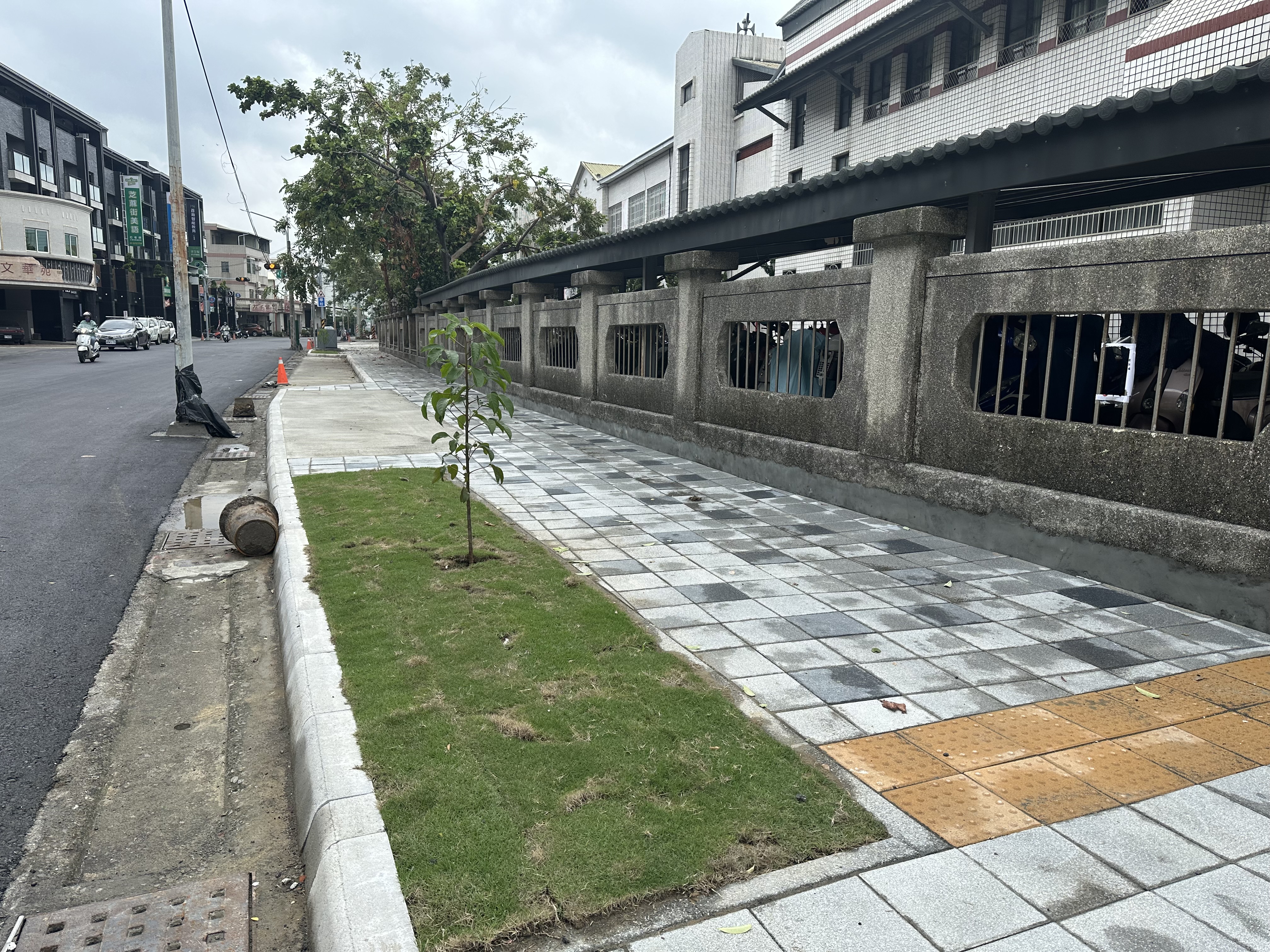 高雄市仁武區八卦國民小學永仁街通學步道改善工程